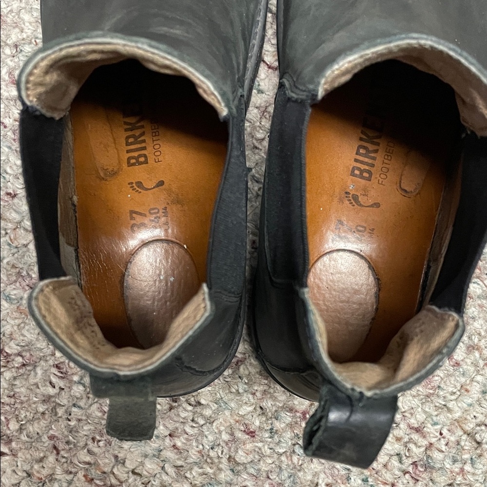 Birkenstock Black Leather ankle style  Boots with elastic insert - Picture 7 of 9